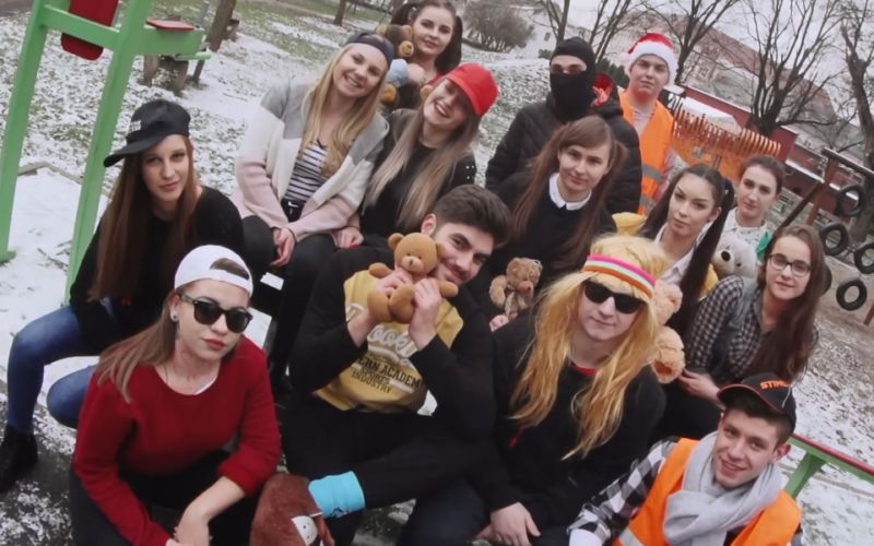 Filmik studniówkowy klasy 4ML