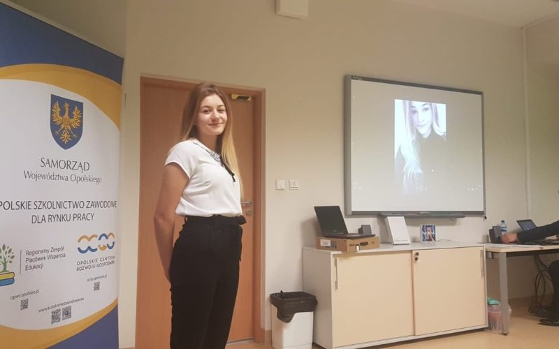 III msc. dla Natalii w Wojewódzkim Konkursie E-Portfolio