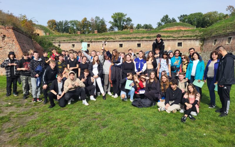 Integracyjny rajd klas pierwszych