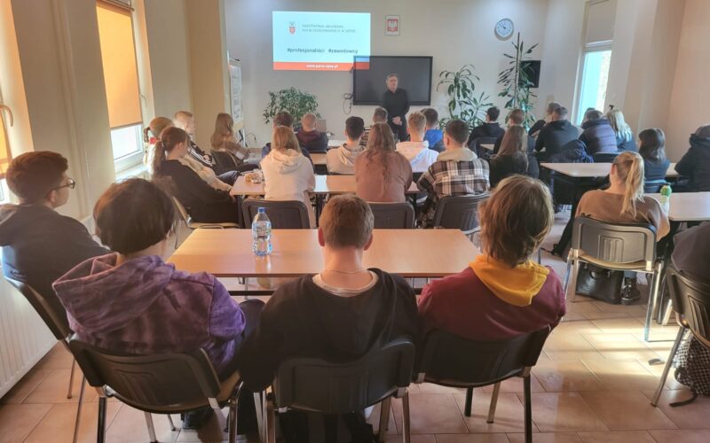 Maturzyści poznali ofertę PANS w Nysie