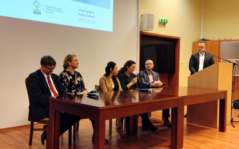 <strong>Konferencja „Biznes-Edukacja-Kooperacja”</strong>