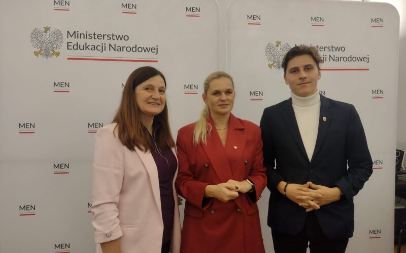 Obrady okrągłego stołu!