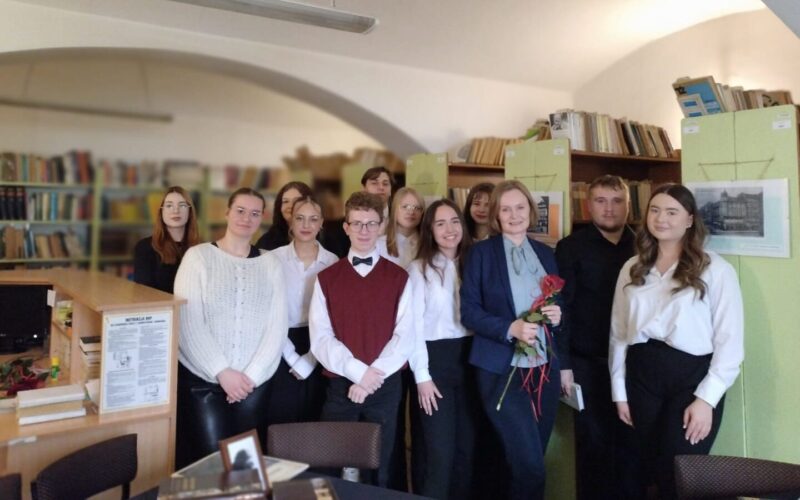 Szkolne Koło Teatralne po raz kolejny przygotowało spotkanie z okazji Światowego Dnia Poezji