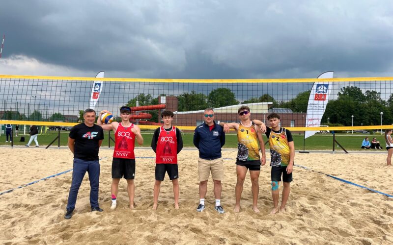 II miejsce w Mistrzostwach Województwa w siatkówce plażowej
